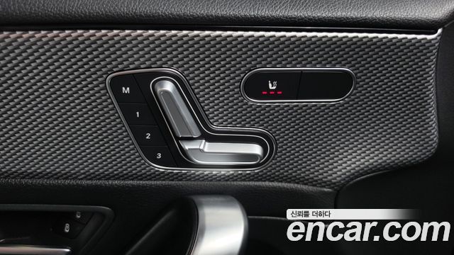 Mercedes-Benz A-Class (W177) A220 Sedan 2020 — фото 29