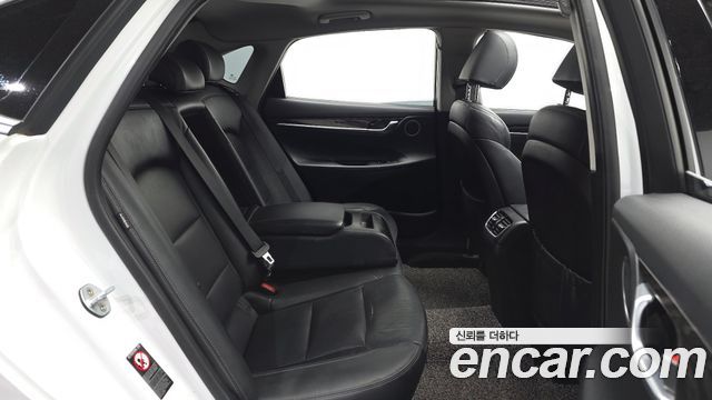 Hyundai Grandeur (IG) 2.4 Premium 2019 — фото 12