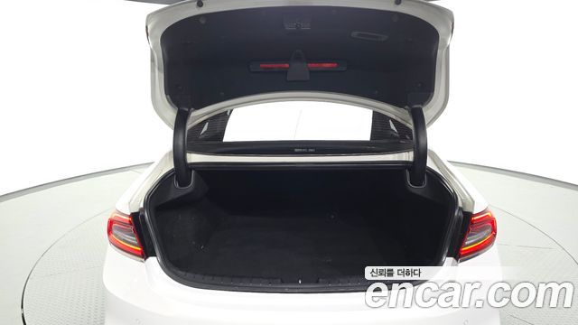 Hyundai Grandeur (IG) 2.4 Premium 2019 — фото 20