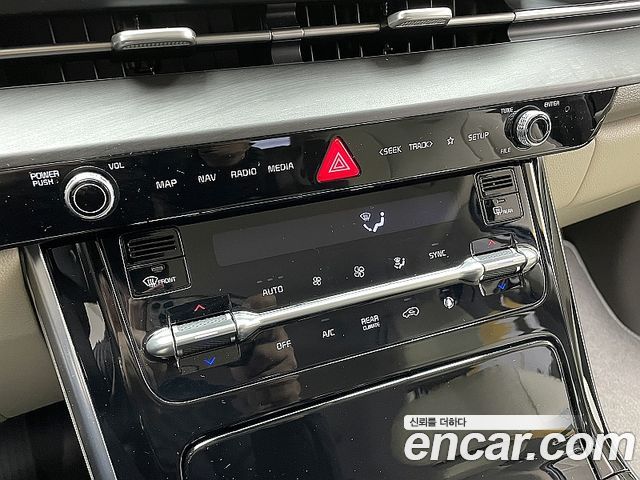 Kia Carnival (IV) Gasoline 9-Seater Signature 2021 — фото 19