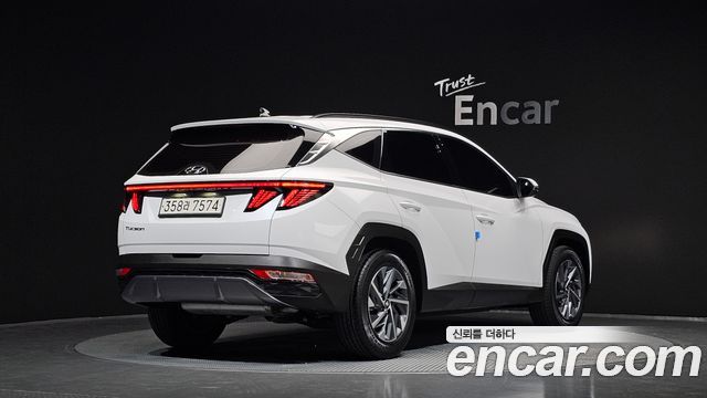 Hyundai Tucson Hybrid (NX4) Inspiration 2WD 2023 — фото 2
