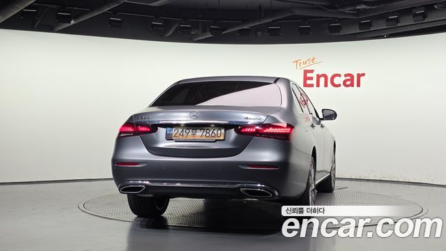 Mercedes-Benz E-Class (W213) E350 4MATIC Exclusive 2023 — фото 4