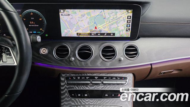 Mercedes-Benz E-Class (W213) E350 4MATIC Exclusive 2023 — фото 14