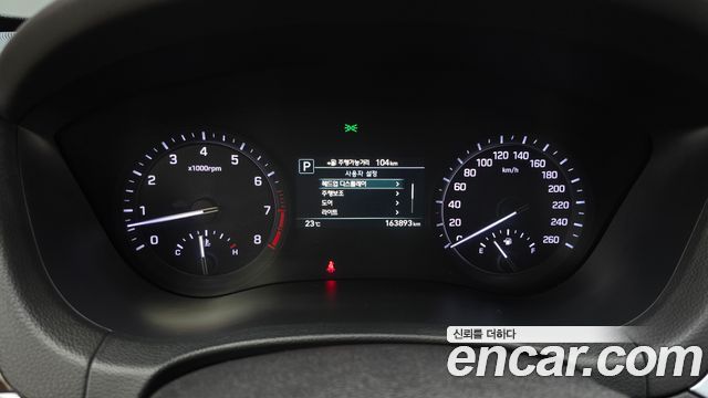 Genesis G80 3.3 GDI AWD Premium Luxury 2017 — фото 8