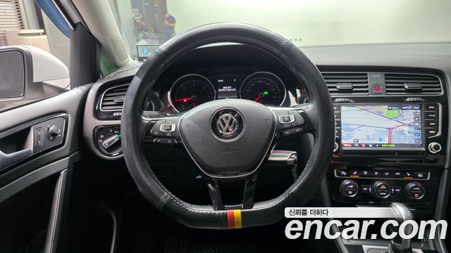 Volkswagen Golf (VII) 2.0 TDI 2015 — фото 13