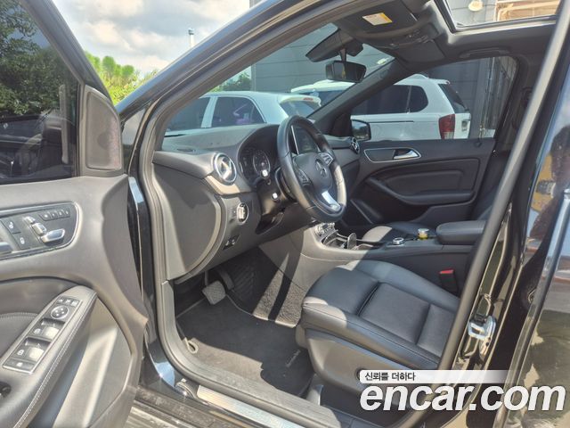 Mercedes-Benz B-Class (W246) B200 d 2017 — фото 17