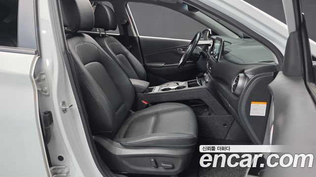 Hyundai Kona Electric Premium 2019 — фото 11