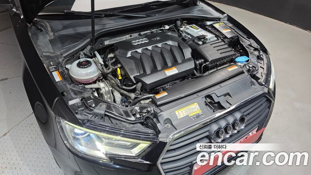 Audi A3 40 TFSI 8V 2018 — фото 6