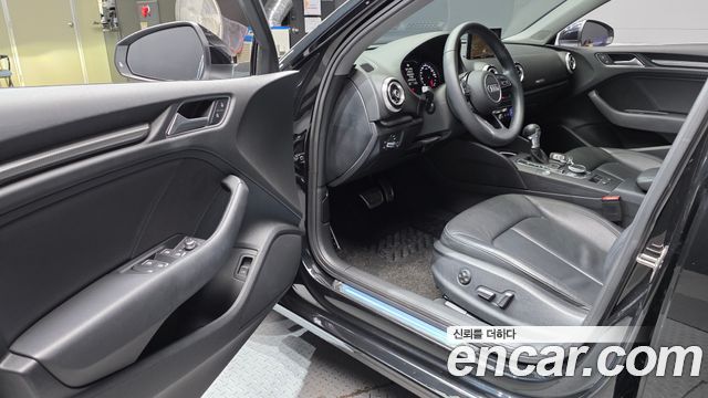 Audi A3 40 TFSI 8V 2018 — фото 10