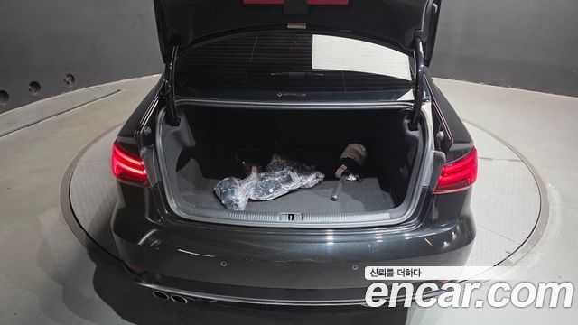 Audi A3 40 TFSI 8V 2018 — фото 30