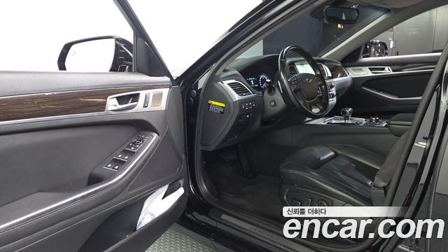 Genesis G80 3.3 GDI AWD Premium Luxury 2018 — фото 10