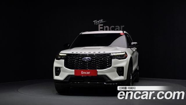 Ford Explorer (VI) 2.3 ST-Line 4WD 2025 — фото 3
