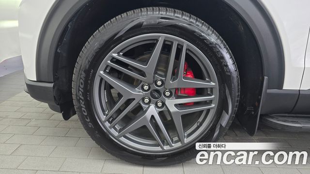 Ford Explorer (VI) 2.3 ST-Line 4WD 2025 — фото 5