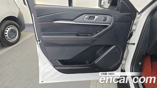Ford Explorer (VI) 2.3 ST-Line 4WD 2025 — фото 24