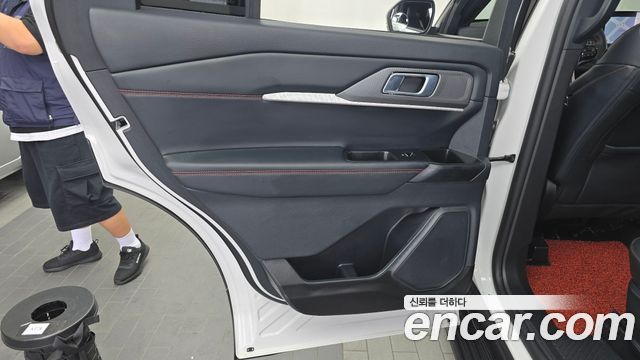 Ford Explorer (VI) 2.3 ST-Line 4WD 2025 — фото 25