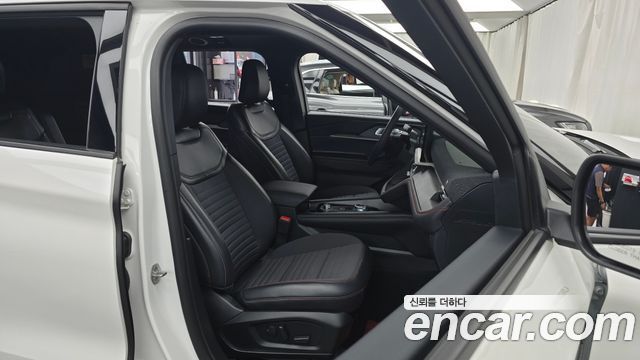Ford Explorer (VI) 2.3 ST-Line 4WD 2025 — фото 26