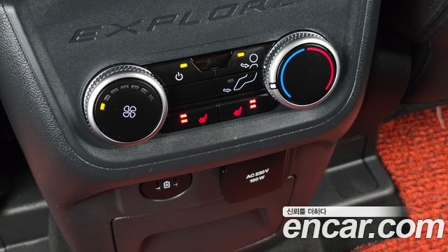 Ford Explorer (VI) 2.3 ST-Line 4WD 2025 — фото 28