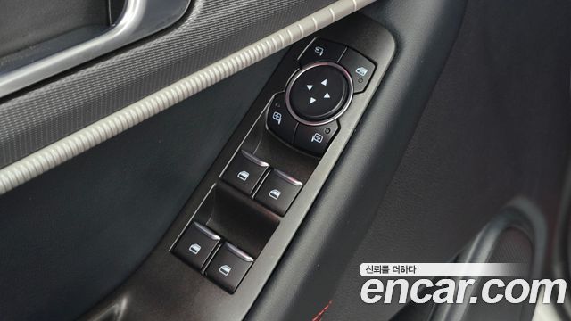 Ford Explorer (VI) 2.3 ST-Line 4WD 2025 — фото 29