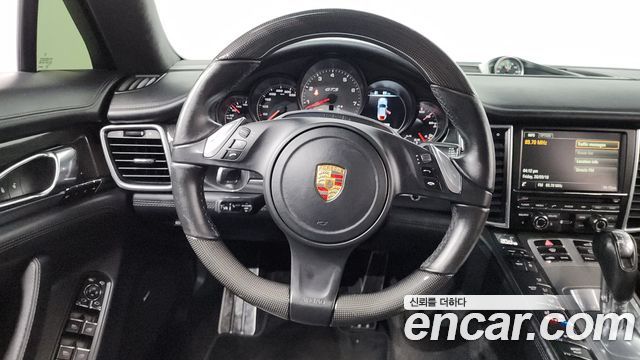 Porsche Panamera 4.8 GTS 970 2016 — фото 17