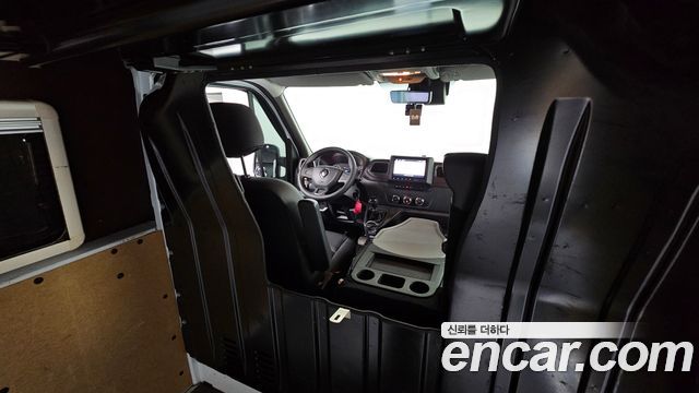 Renault Korea Master 2.3 Van S 2024 — фото 20