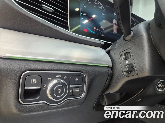 Mercedes-Benz GLE-Class (W167) GLE300d 4MATIC 2020 — фото 15