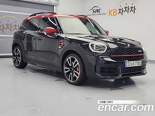 MINI Cooper S Countryman JCW Launch Pack 2nd Gen 2023 — фото 4