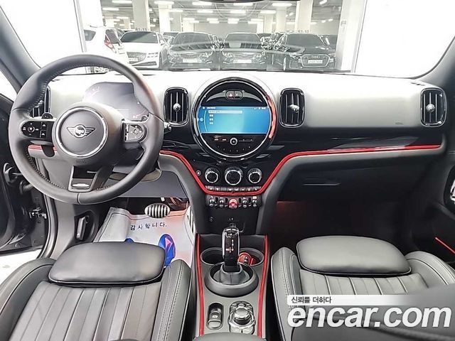 MINI Cooper S Countryman JCW Launch Pack 2nd Gen 2023 — фото 7