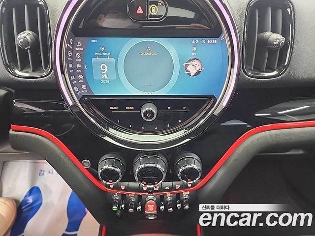 MINI Cooper S Countryman JCW Launch Pack 2nd Gen 2023 — фото 10