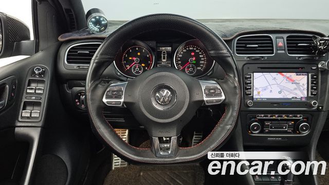 Volkswagen Golf (VI) 2.0 GTI 5Door 2011 — фото 13