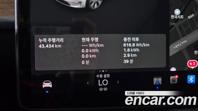 Tesla Model Y Long Range AWD 2021 — фото 8