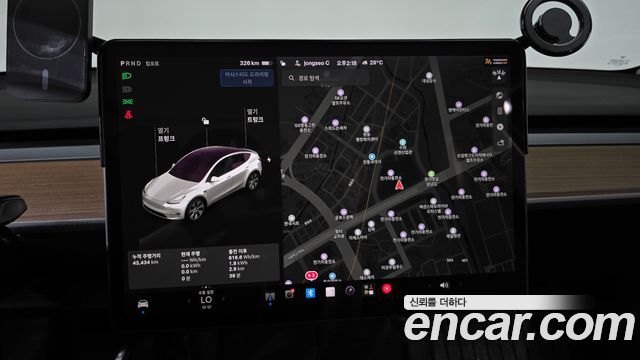 Tesla Model Y Long Range AWD 2021 — фото 16