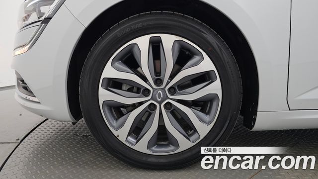 Renault Korea SM6 2.0 GDe LE 2016 — фото 5