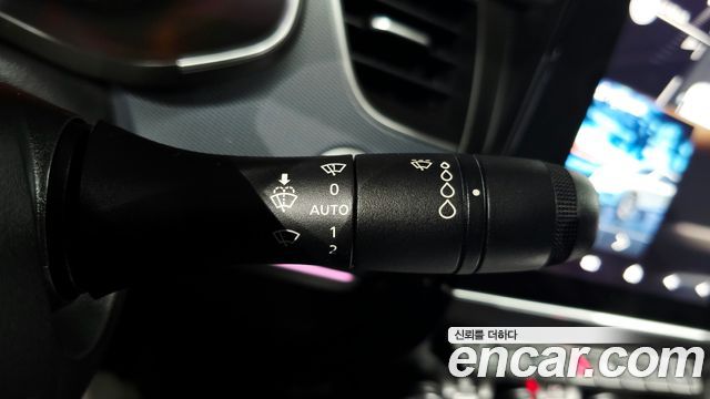 Renault Korea XM3 1.3 TCe RE Signature 2023 — фото 20