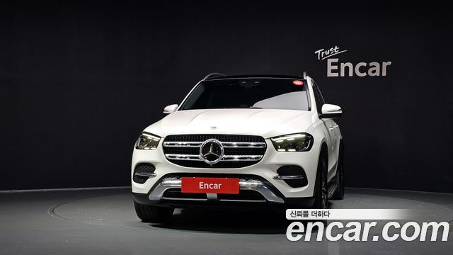 Mercedes-Benz GLE-Class (W167) GLE300d 4MATIC 2024 — фото 3