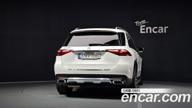 Mercedes-Benz GLE-Class (W167) GLE300d 4MATIC 2024 — фото 4
