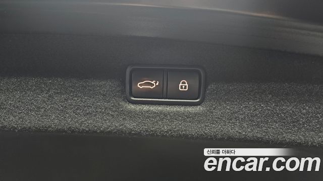 Genesis G90 3.8 AWD Premium Luxury 2019 — фото 28