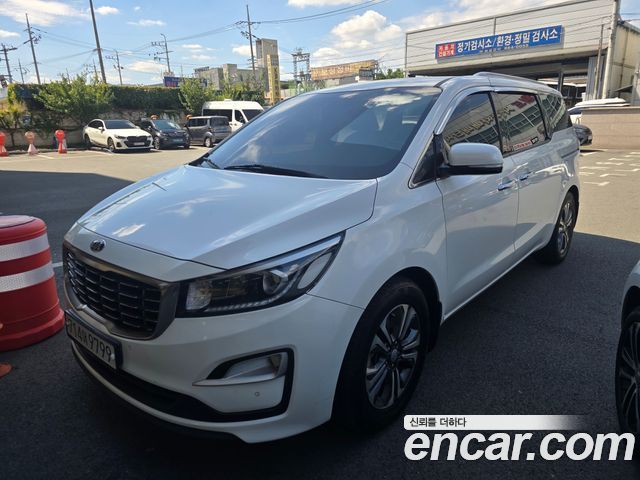 Kia Carnival 11-Seater Prestige 2019 — фото 2