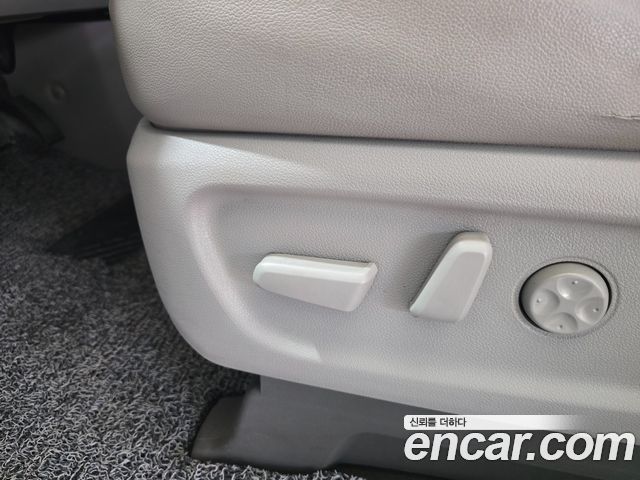 Kia Carnival 11-Seater Prestige 2019 — фото 20