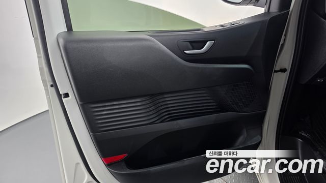 Hyundai Staria Tourer 9-Seater Modern 2022 — фото 24
