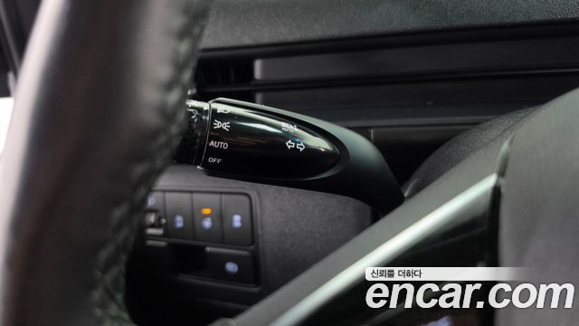 Hyundai Staria Tourer 9-Seater Modern 2022 — фото 32