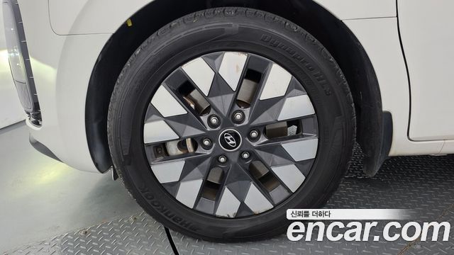 Hyundai Staria L3.5 Lounge 9-Seater Mobility 2024 — фото 5