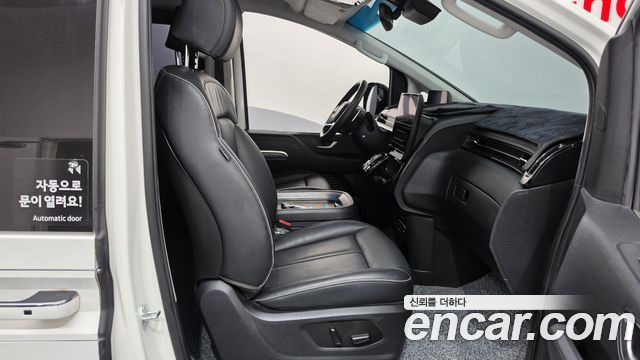 Hyundai Staria L3.5 Lounge 9-Seater Mobility 2024 — фото 11