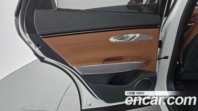 Genesis GV70 2.5T Gasoline AWD 2024 — фото 25