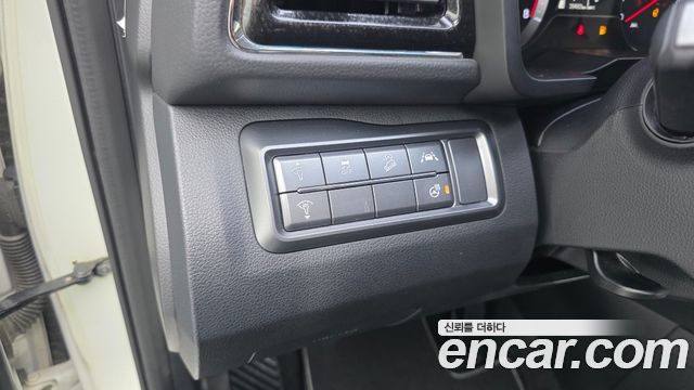 KG Mobility (SsangYong) Very New Tivoli Gasoline 1.5 2WD V3 2021 — фото 12