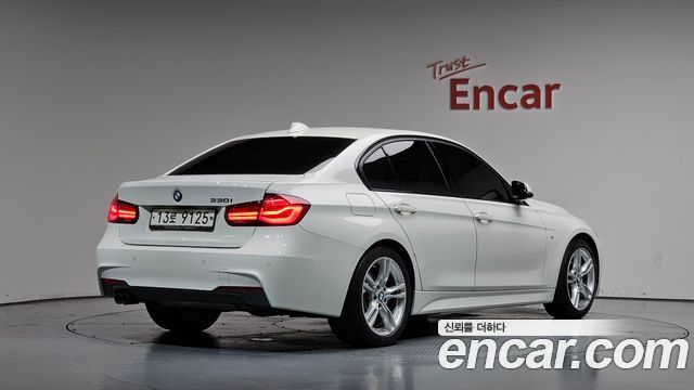 BMW 3 Series (F30) 330i M Sport Shadow 2018 — фото 2