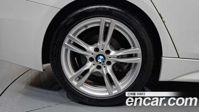 BMW 3 Series (F30) 330i M Sport Shadow 2018 — фото 21