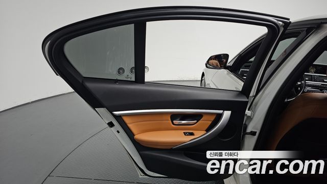 BMW 3 Series (F30) 330i M Sport Shadow 2018 — фото 25