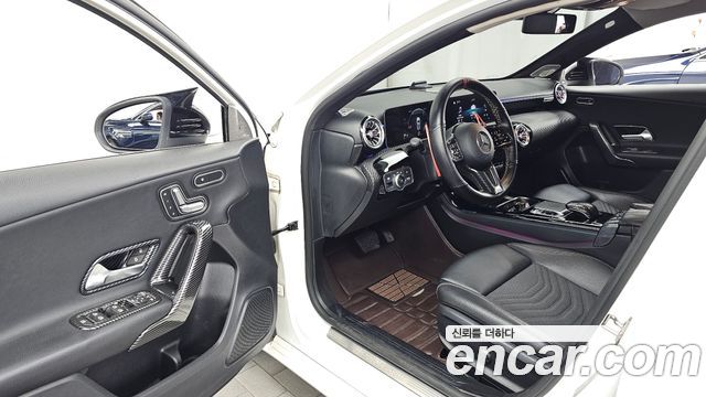 Mercedes-Benz A-Class (W177) A220 Hatchback 2019 — фото 10