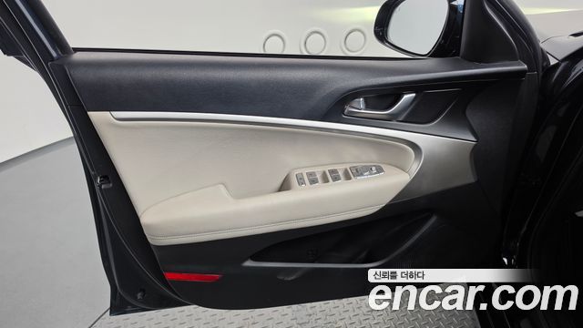 Genesis G70 Diesel 2.2 4WD 2021 — фото 24
