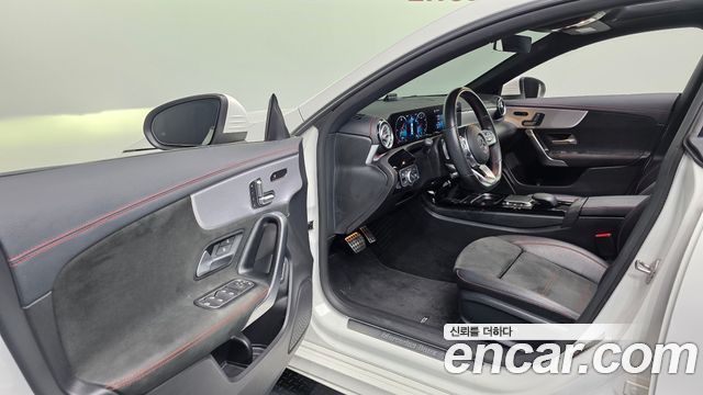 Mercedes-Benz CLA-Class (C118) CLA250 4MATIC 2021 — фото 10